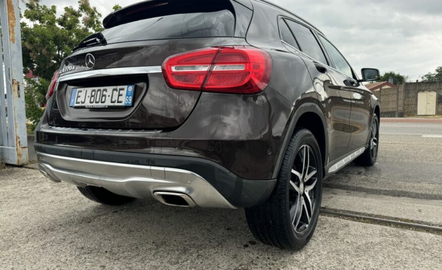 MERCEDES GLA 220 D ACTIVITY EDITION 7G-DCT