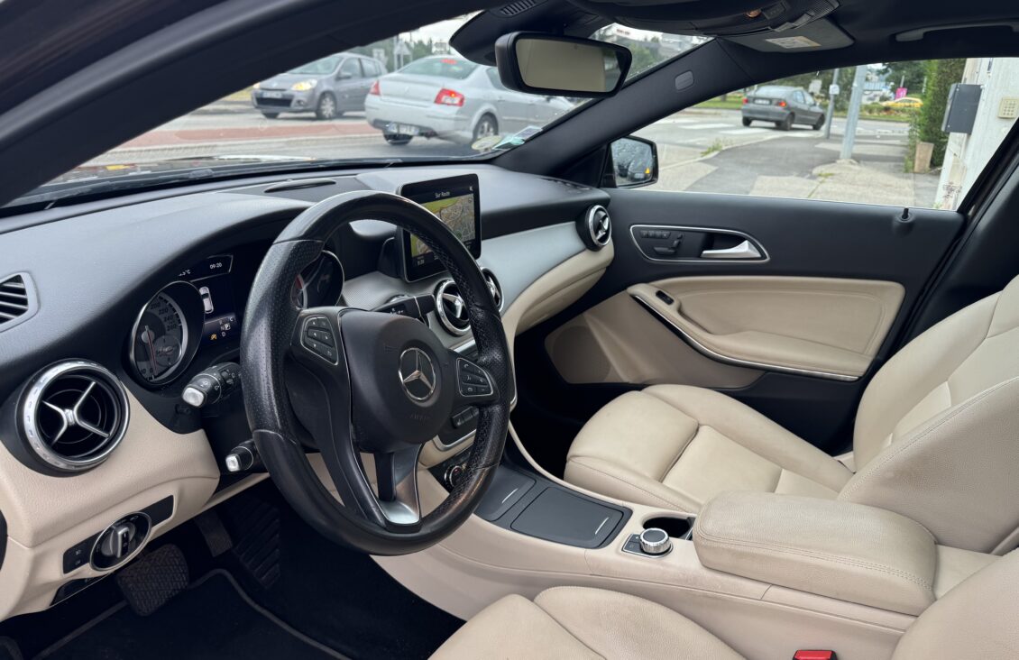 MERCEDES GLA 220 D ACTIVITY EDITION 7G-DCT