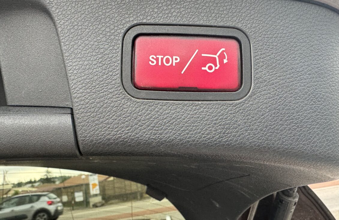 MERCEDES GLA 220 D ACTIVITY EDITION 7G-DCT