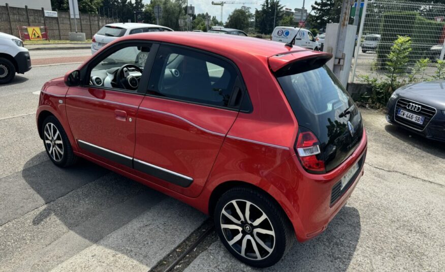 RENAULT TWINGO III 0.9 TCE 90 ENERGY INTENS 2