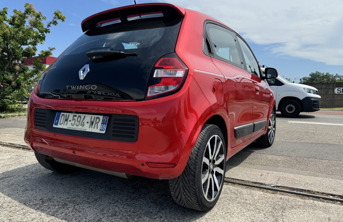 RENAULT TWINGO III 0.9 TCE 90 ENERGY INTENS 2