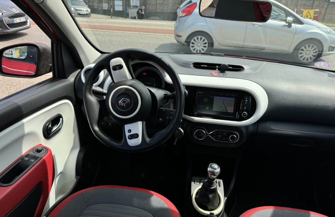 RENAULT TWINGO III 0.9 TCE 90 ENERGY INTENS 2