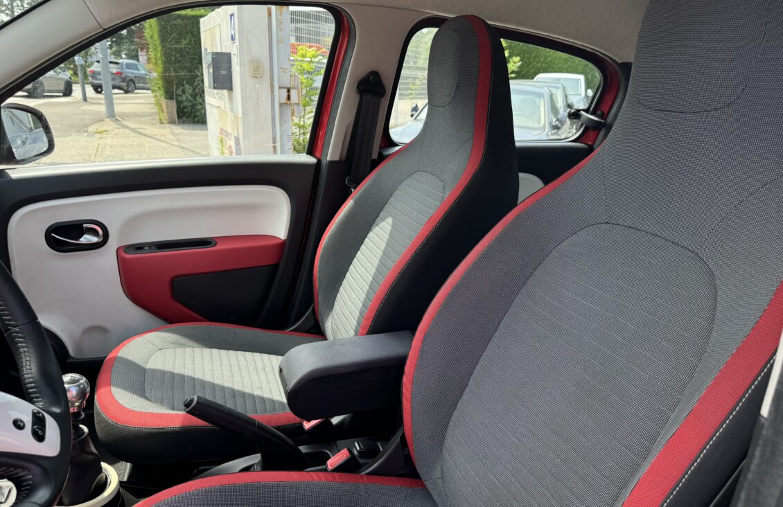 RENAULT TWINGO III 0.9 TCE 90 ENERGY INTENS 2