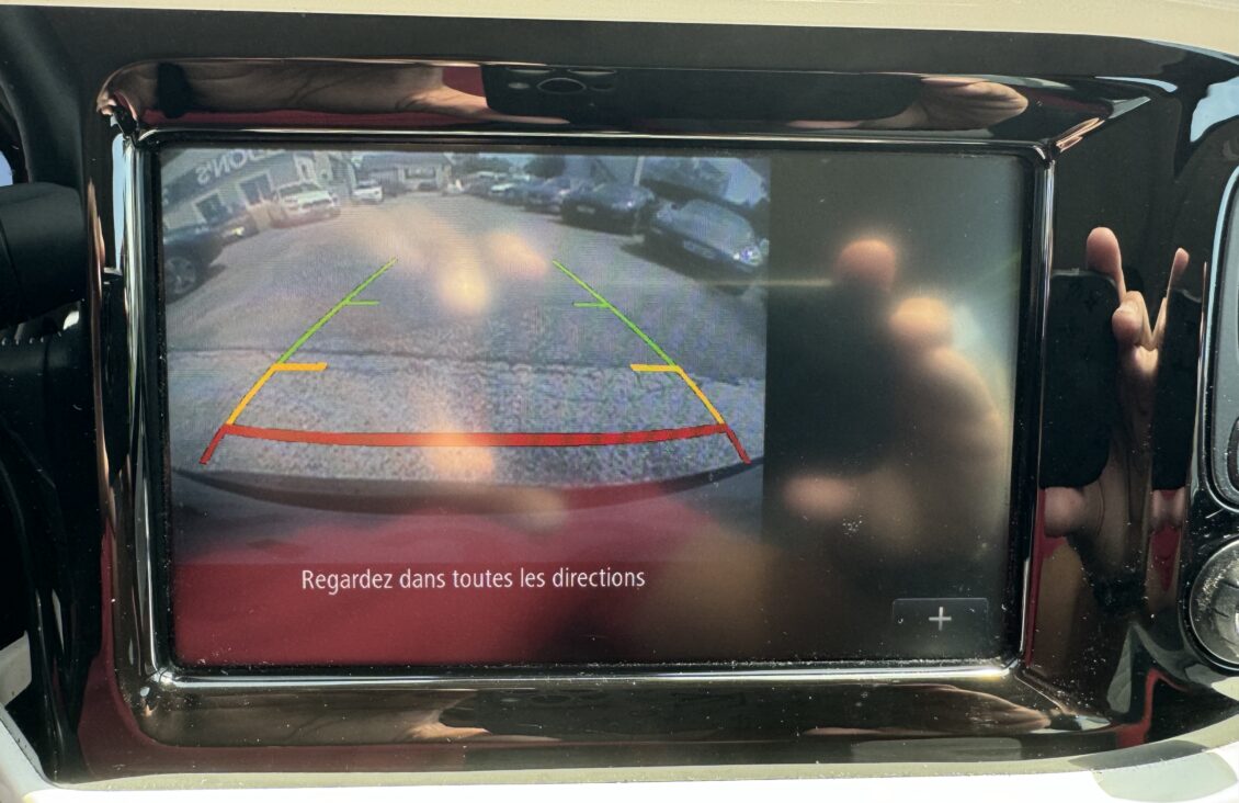 RENAULT TWINGO III 0.9 TCE 90 ENERGY INTENS 2