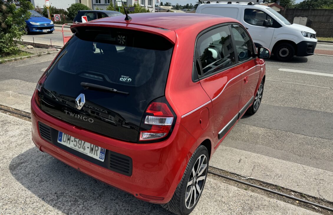 RENAULT TWINGO III 0.9 TCE 90 ENERGY INTENS 2