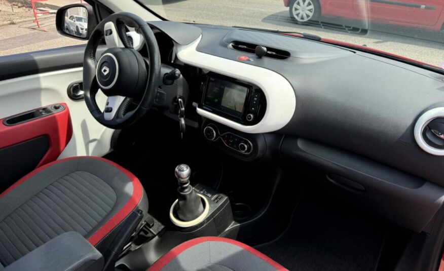 RENAULT TWINGO III 0.9 TCE 90 ENERGY INTENS 2