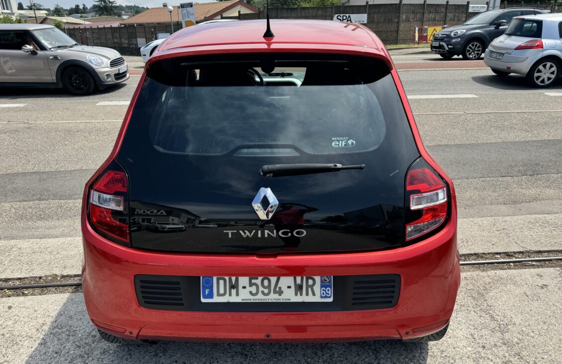 RENAULT TWINGO III 0.9 TCE 90 ENERGY INTENS 2