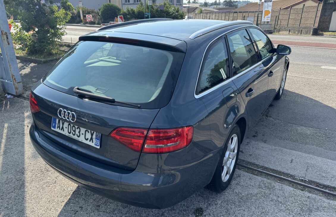 AUDI A4 IV AVANT 2.0 TDI 120 DPF AMBIENTE