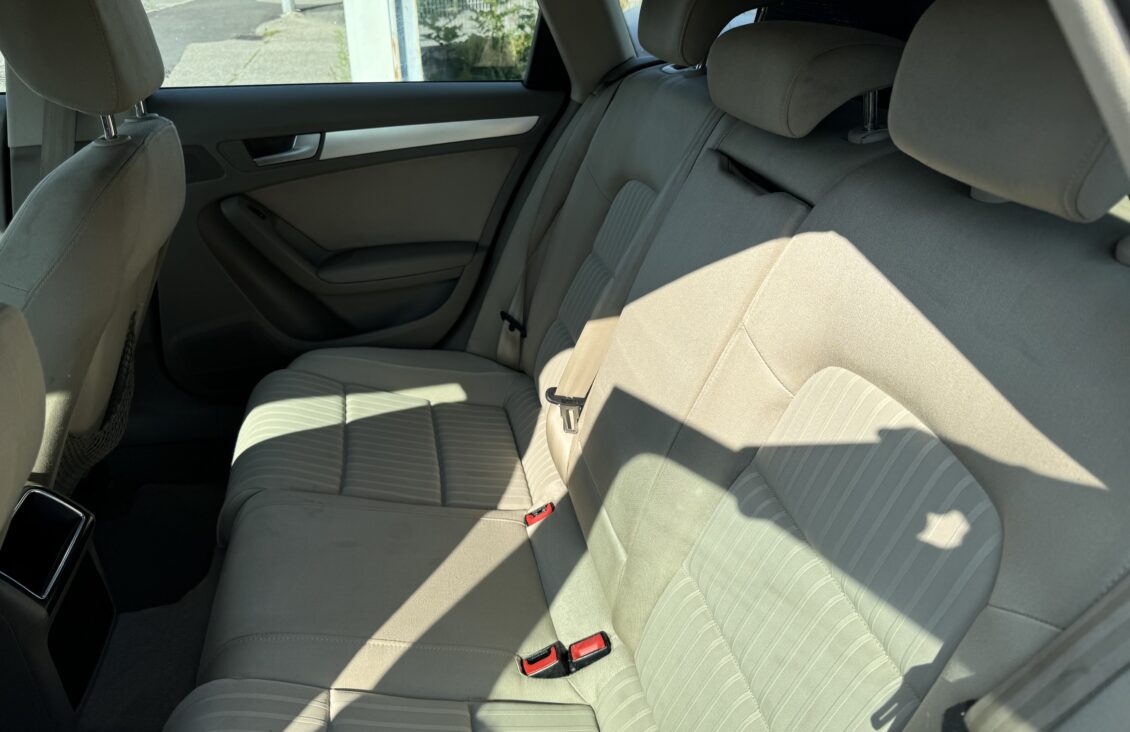 AUDI A4 IV AVANT 2.0 TDI 120 DPF AMBIENTE