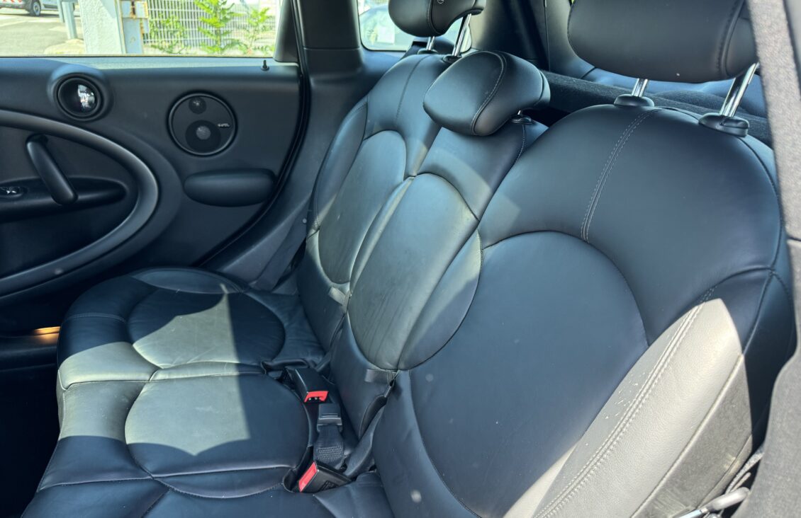 MINI COUNTRYMAN (2) COOPER SD 143 ALL4 FINITION RED HOT CHILI