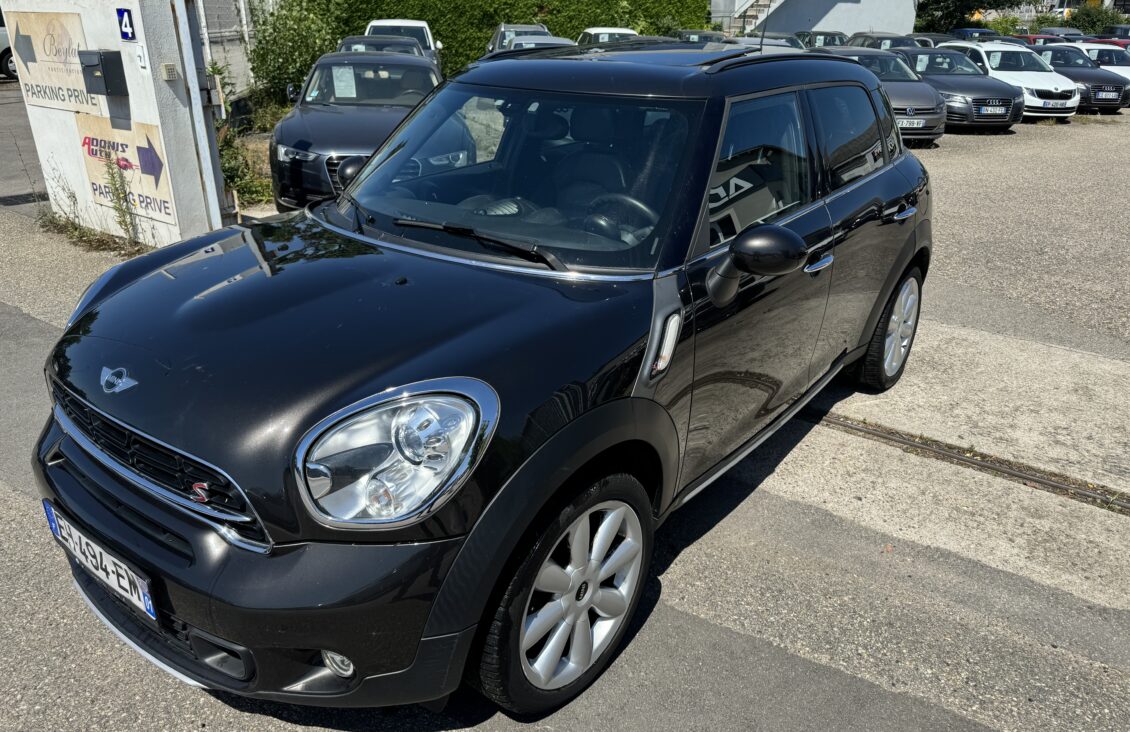 MINI COUNTRYMAN (2) COOPER SD 143 ALL4 FINITION RED HOT CHILI