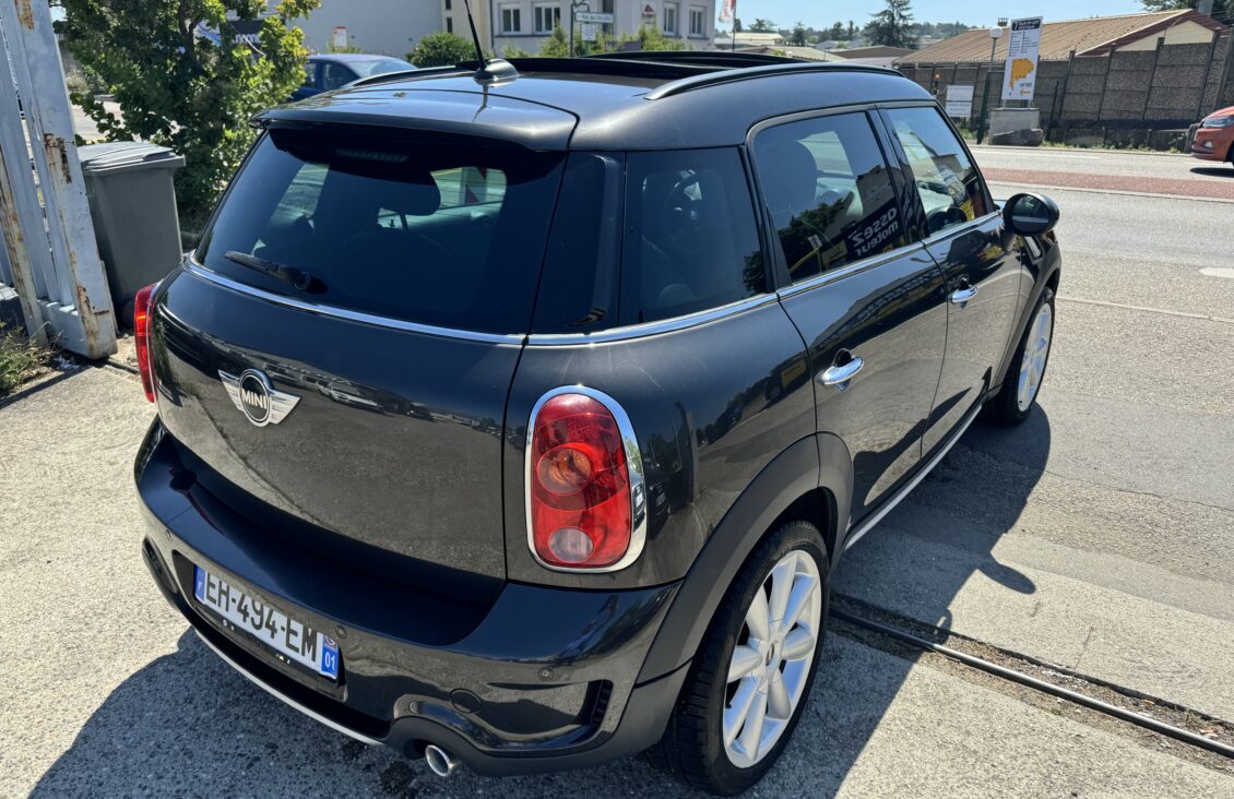 MINI COUNTRYMAN (2) COOPER SD 143 ALL4 FINITION RED HOT CHILI