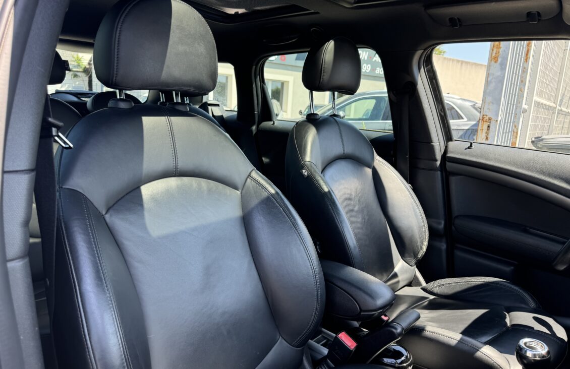 MINI COUNTRYMAN (2) COOPER SD 143 ALL4 FINITION RED HOT CHILI