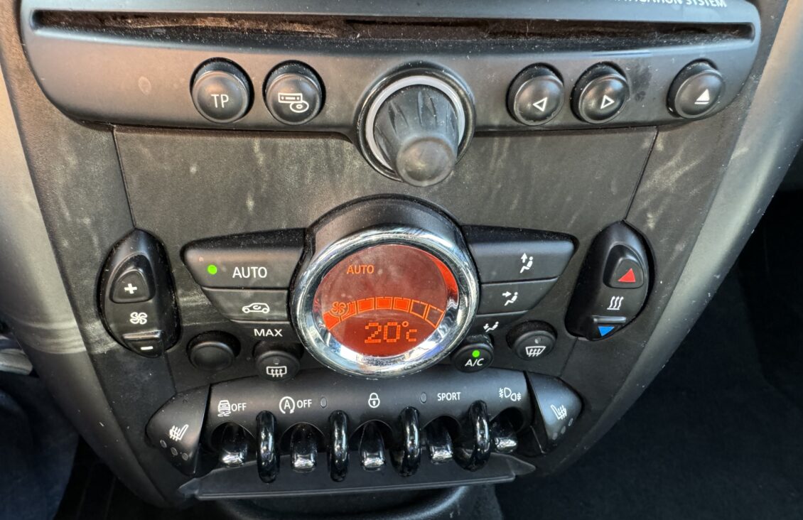 MINI COUNTRYMAN (2) COOPER SD 143 ALL4 FINITION RED HOT CHILI