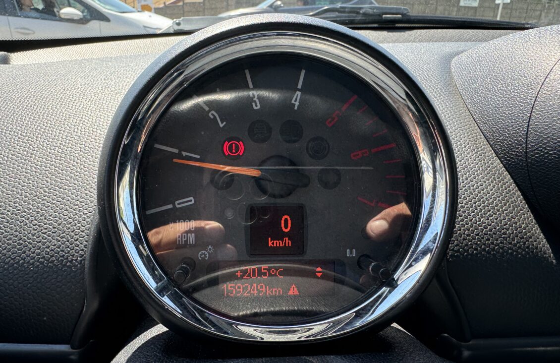 MINI COUNTRYMAN (2) COOPER SD 143 ALL4 FINITION RED HOT CHILI