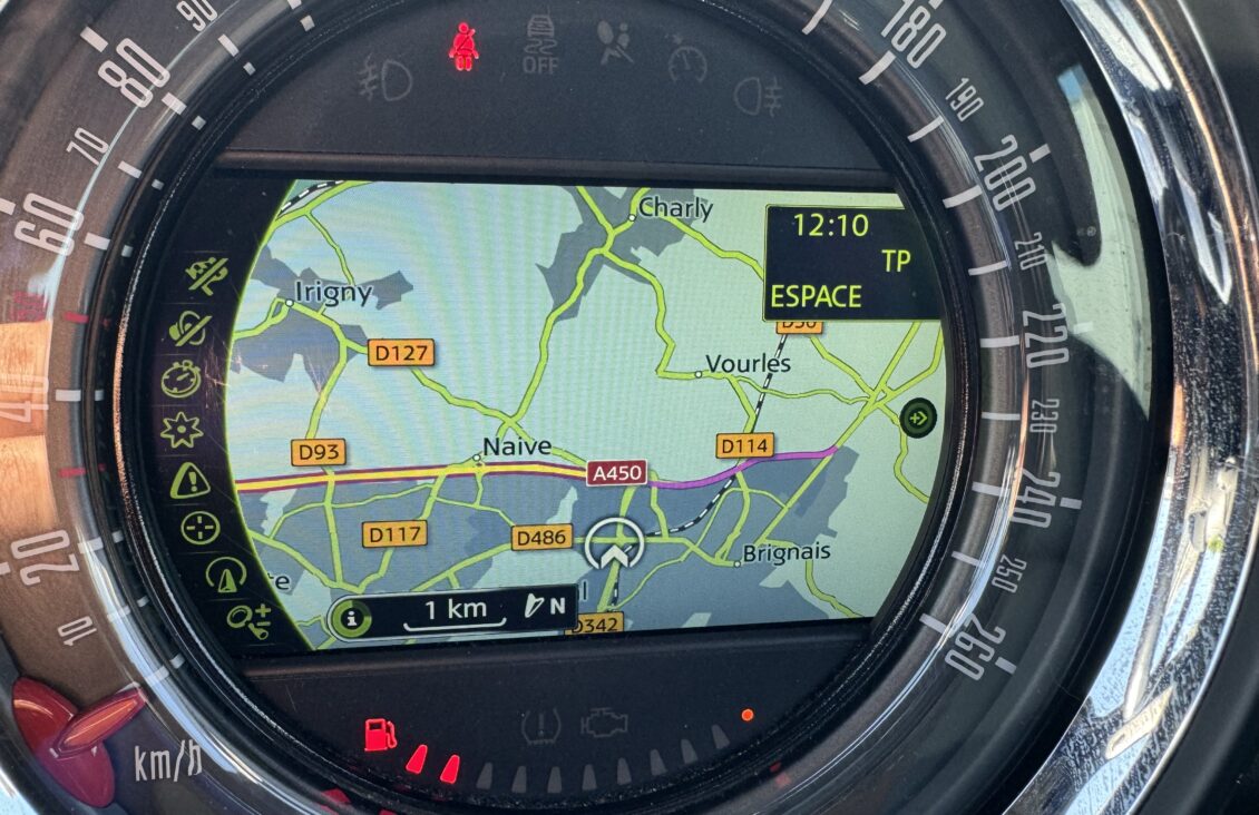 MINI COUNTRYMAN (2) COOPER SD 143 ALL4 FINITION RED HOT CHILI