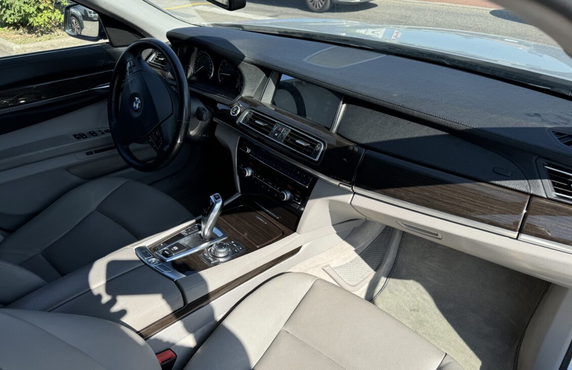 BMW SERIE 7 (F01) 730DA 245 LUXE