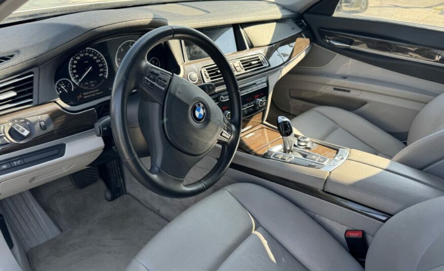 BMW SERIE 7 (F01) 730DA 245 LUXE