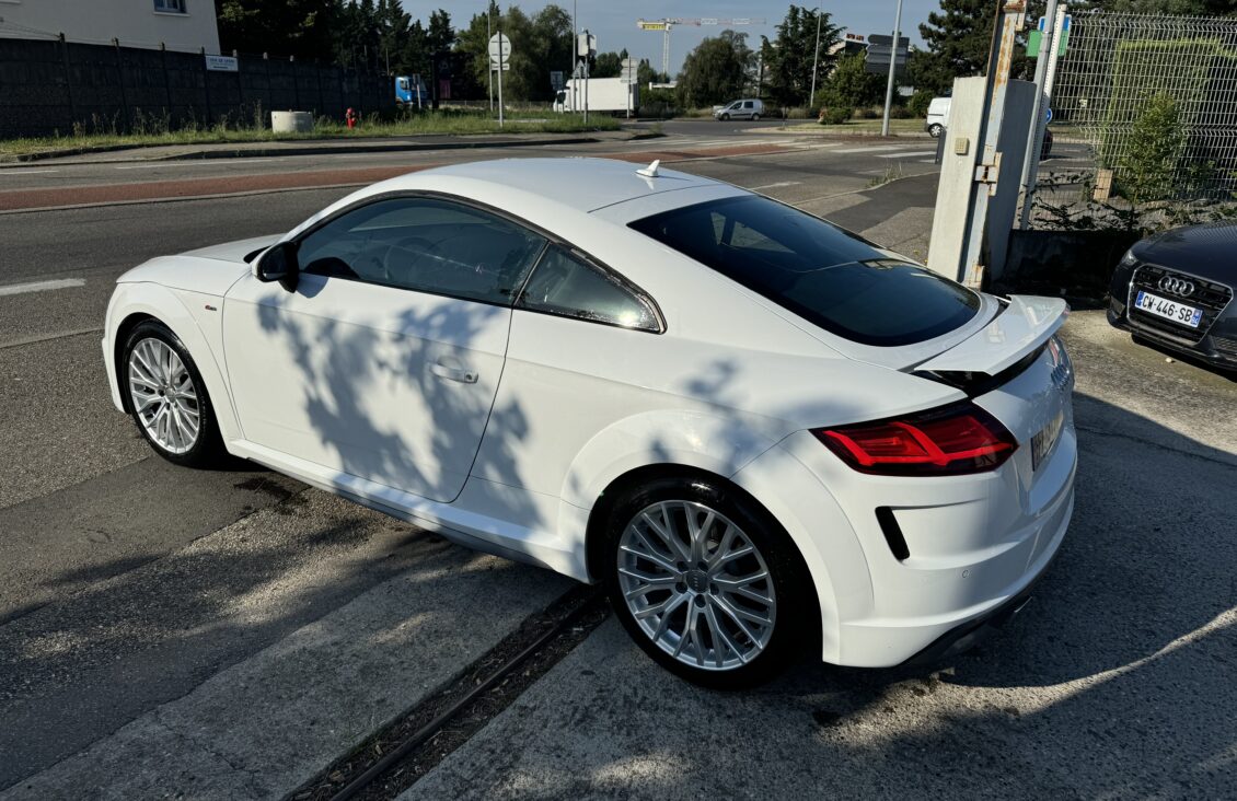 AUDI TT III (2) COUPE 40 TFSI 197 S-LINE S-TRONIC
