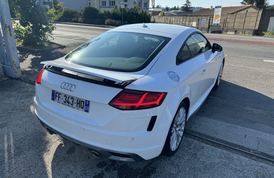 AUDI TT III (2) COUPE 40 TFSI 197 S-LINE S-TRONIC