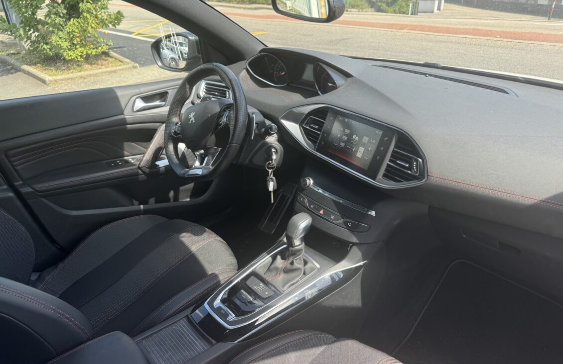 PEUGEOT 308 II (2) 1.2 PURETECH 130 S&S GT LI