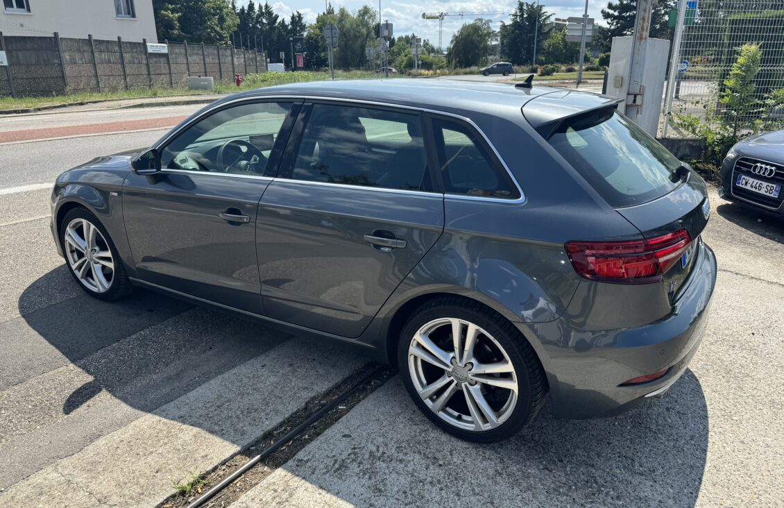 AUDI A3 III (2) SPORTBACK 1.6 TDI 116 S LINE S TRONIC