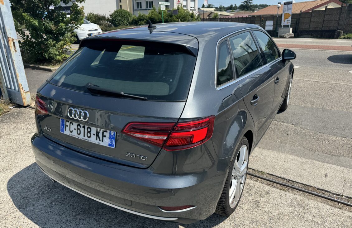 AUDI A3 III (2) SPORTBACK 1.6 TDI 116 S LINE S TRONIC