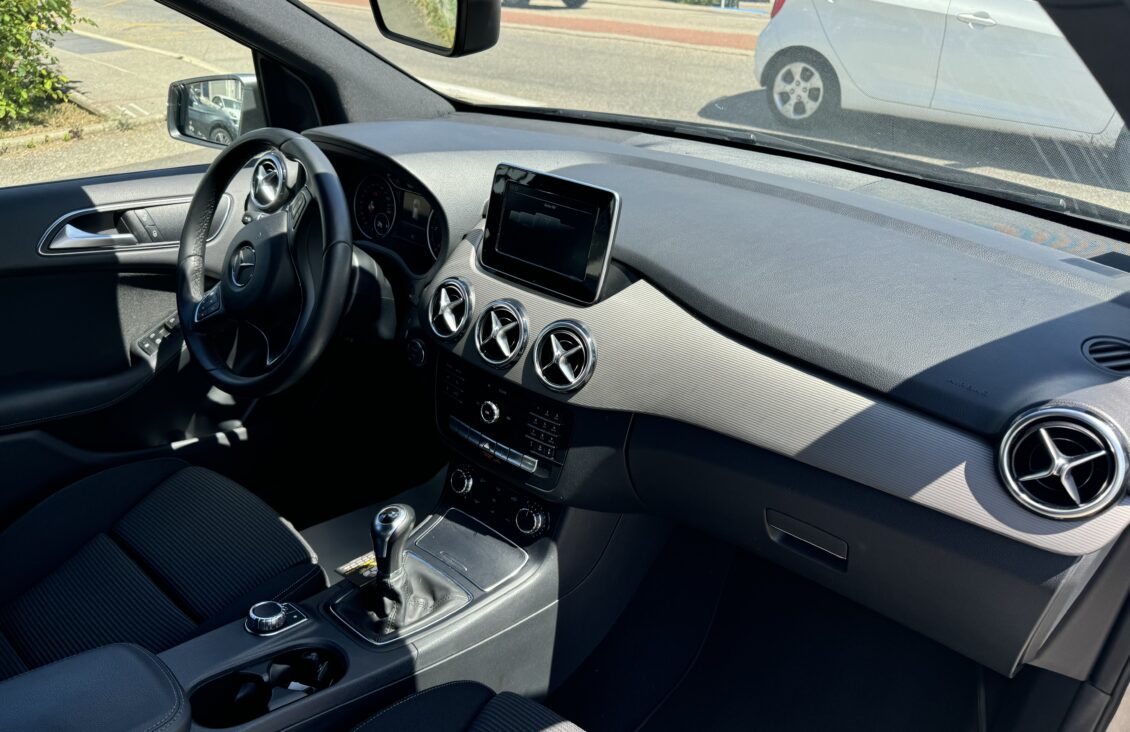 MERCEDES CLASSE B II (2) 1.5 180 D BLUEEFFICIENCY