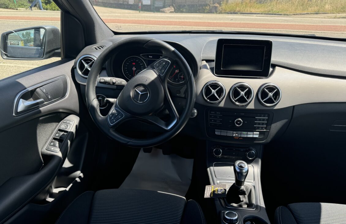 MERCEDES CLASSE B II (2) 1.5 180 D BLUEEFFICIENCY