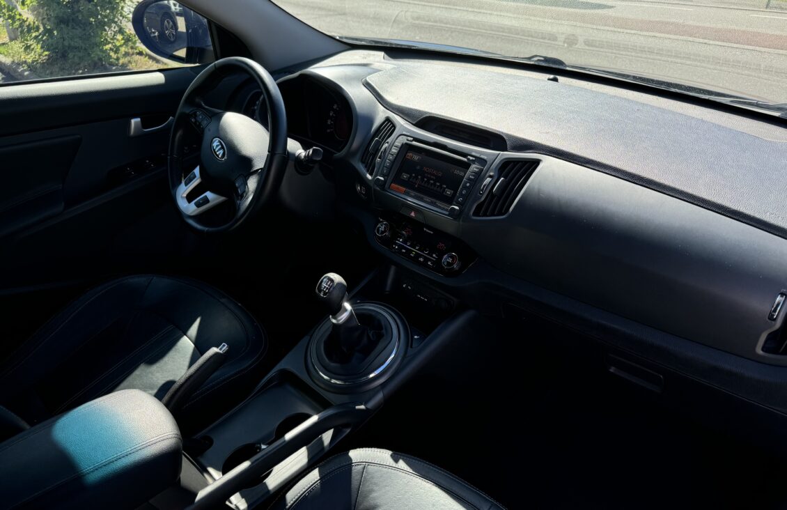 KIA SPORTAGE III 2.0 CRDI 136 4WD ULTIMATE