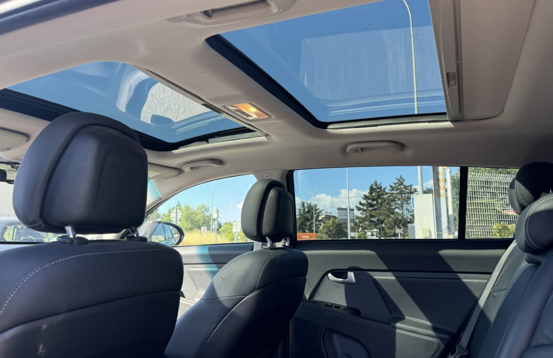 KIA SPORTAGE III 2.0 CRDI 136 4WD ULTIMATE