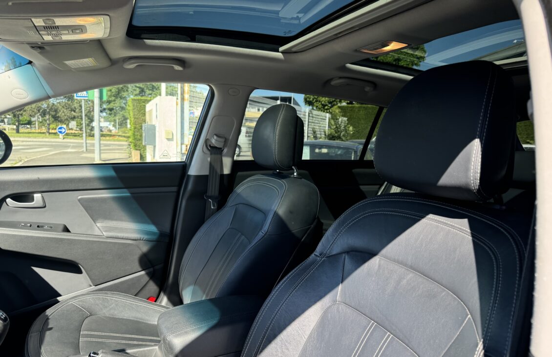 KIA SPORTAGE III 2.0 CRDI 136 4WD ULTIMATE