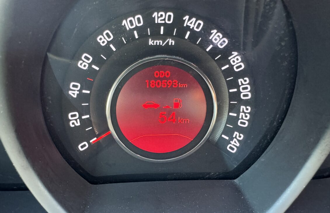 KIA SPORTAGE III 2.0 CRDI 136 4WD ULTIMATE