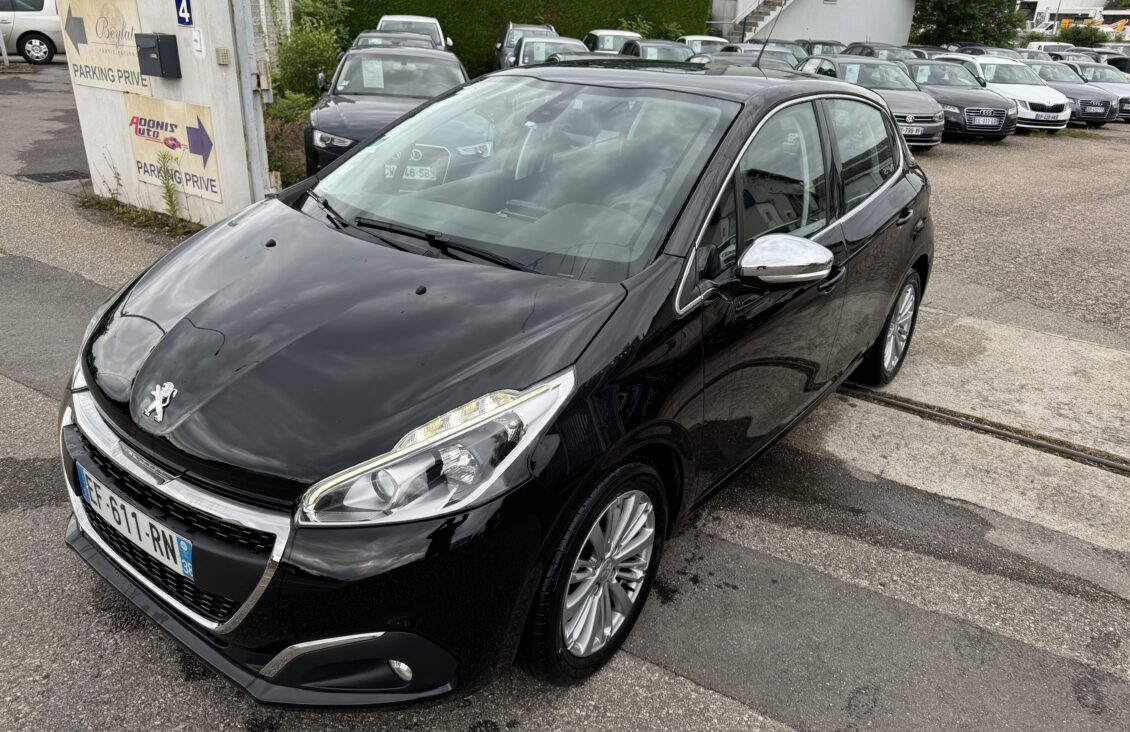 PEUGEOT 208 (2) 1.2 PURETECH 110 S&S ALLURE