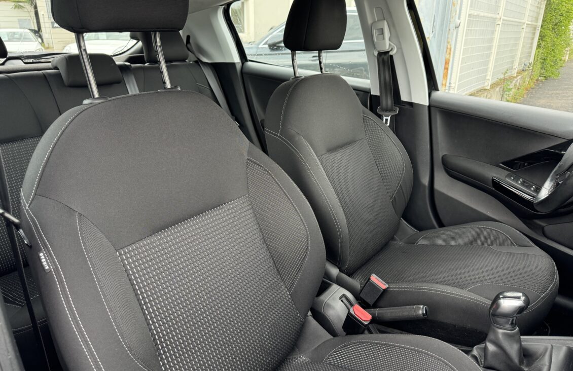 PEUGEOT 208 (2) 1.2 PURETECH 110 S&S ALLURE