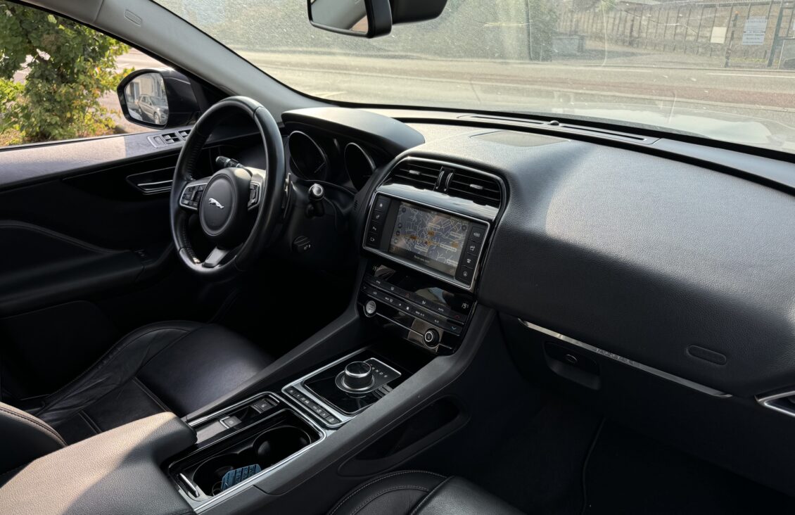 JAGUAR F-PACE 2.0 D 180cv AWD BVA8 ULTIMATE