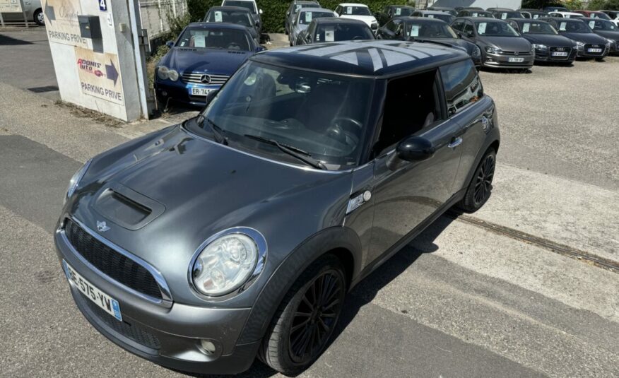 MINI II 1.6 175 COOPER S BV6