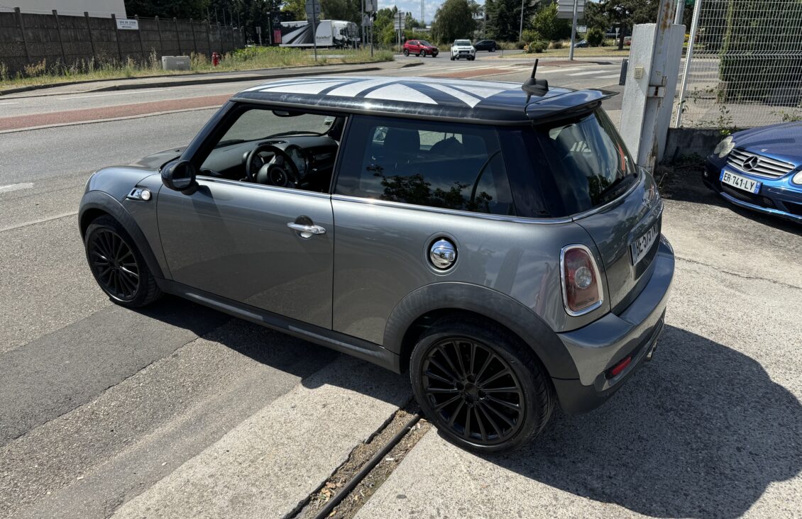 MINI II 1.6 175 COOPER S BV6