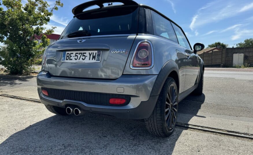 MINI II 1.6 175 COOPER S BV6