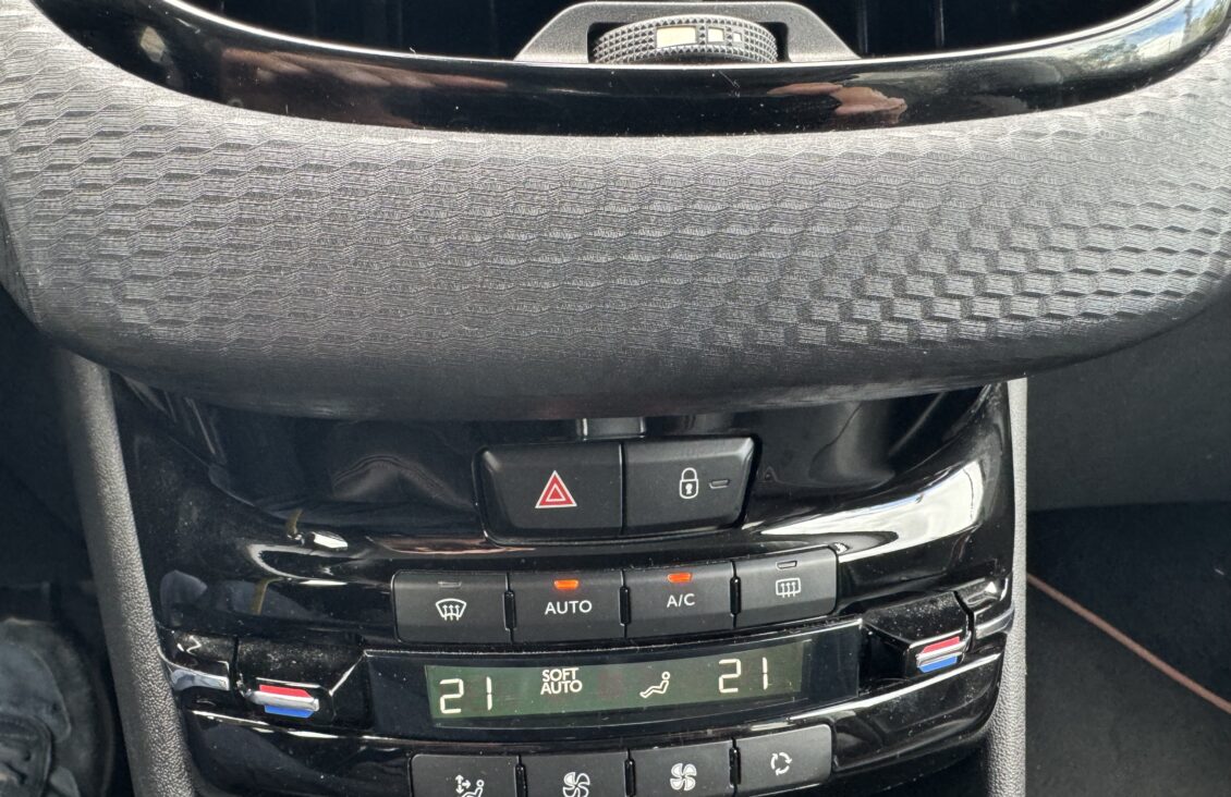 PEUGEOT 208 (2) 1.2 PURETECH 110 S&S GT LINE