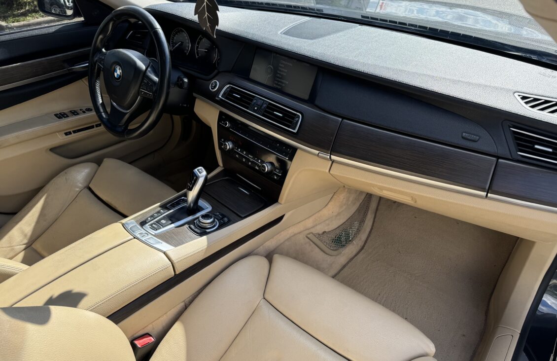 BMW SERIE 7 (F01) 740DA XDRIVE 306 EXCLUSIVE