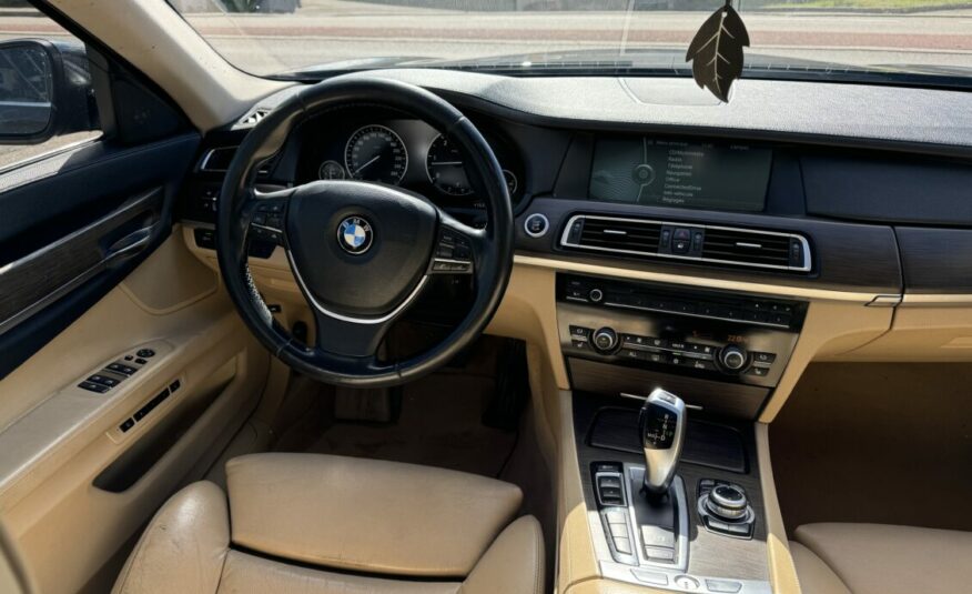 BMW SERIE 7 (F01) 740DA XDRIVE 306 EXCLUSIVE