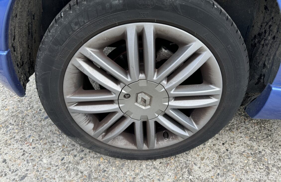 RENAULT CLIO III (2) 1.5 DCI 105 5CV GT 5P EURO5