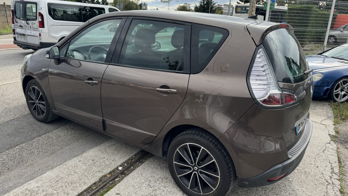 RENAULT SCENIC III (2) 1.6 DCI 130 ENERGY FAP BOSE EDITION