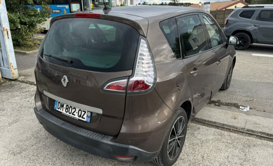 RENAULT SCENIC III (2) 1.6 DCI 130 ENERGY FAP BOSE EDITION