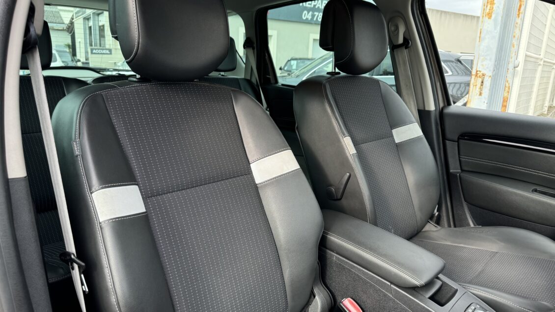 RENAULT SCENIC III (2) 1.6 DCI 130 ENERGY FAP BOSE EDITION