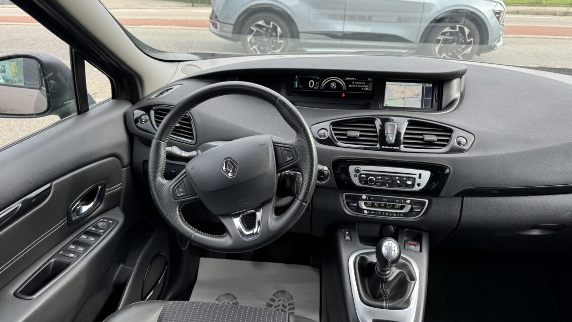 RENAULT SCENIC III (2) 1.6 DCI 130 ENERGY FAP BOSE EDITION